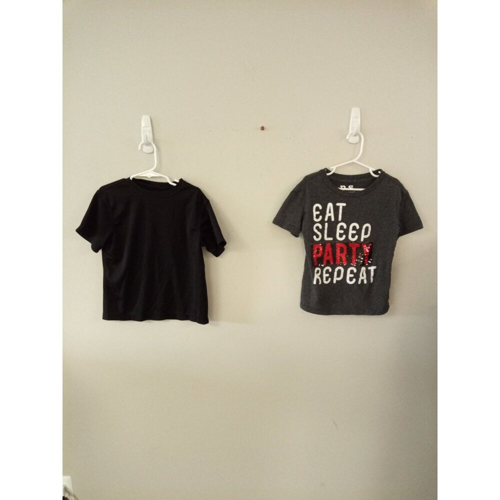 Set of 2 Boy's Short Sleeve Shirts Athletech Aeropostale Size 5/6